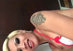 Tranny loves tugjob and tasting a rooster