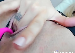 She fucks get under one's Nimfoman near their way fingers paired with sex-toy